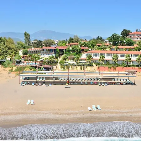Adora Side Hotel 3*